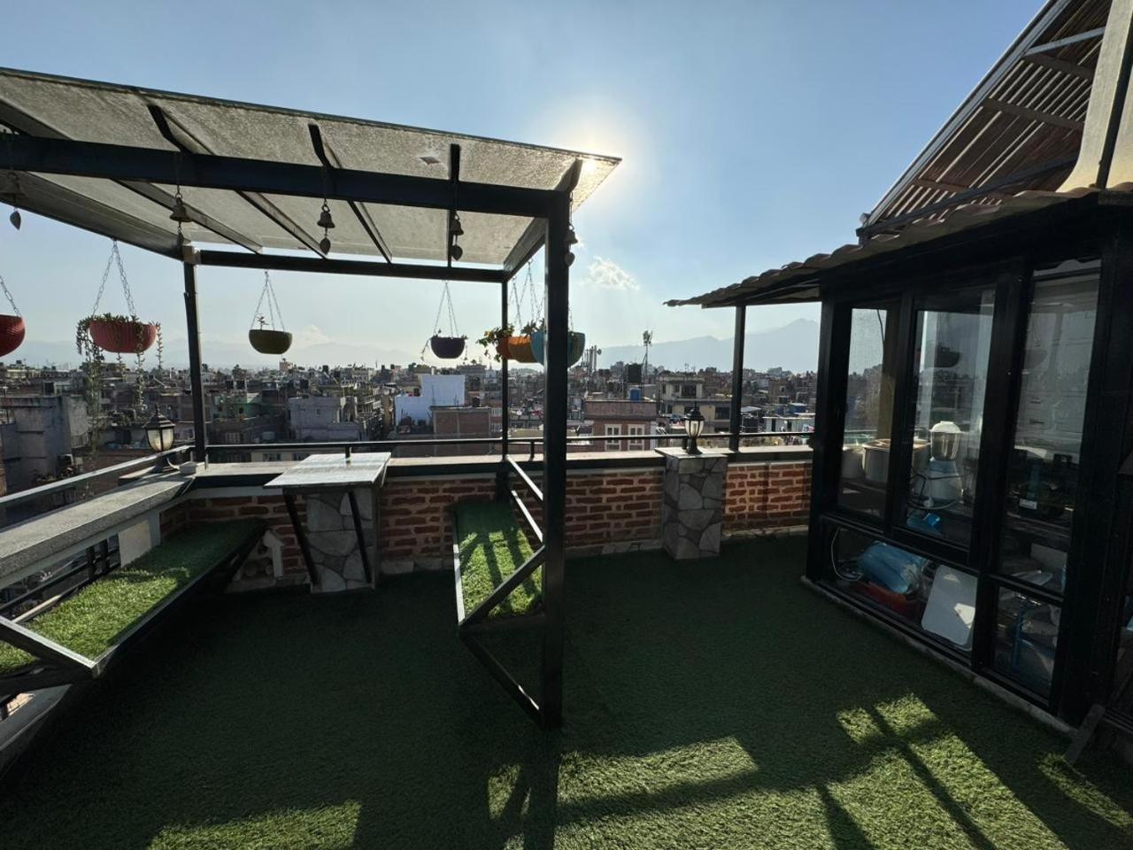 Looniva Guest House Lalitpur الغرفة الصورة