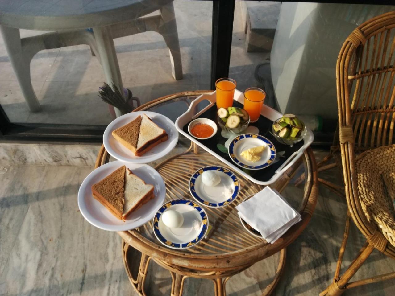 Looniva Guest House Lalitpur المظهر الخارجي الصورة